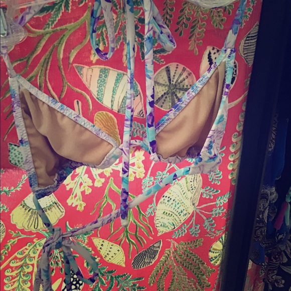 String top - Picture 1 of 2